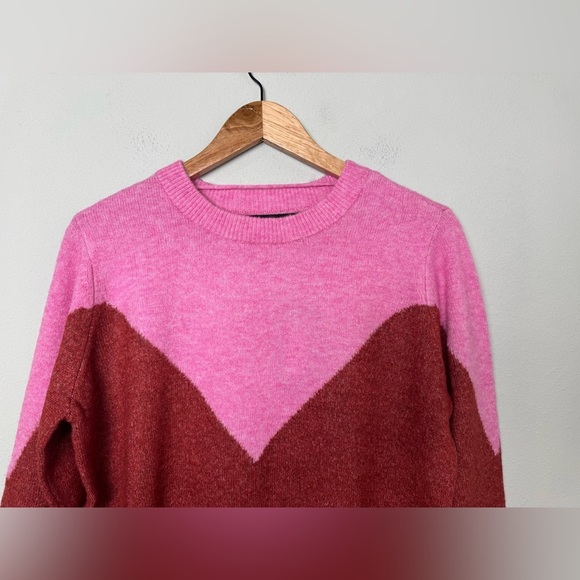 NWT VERO MODA Wool Blend Plaza Colorblock Crewneck Sweater in Fuchsia Pink Red L - Picture 4 of 12